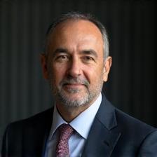 Dr. Arda Kaya